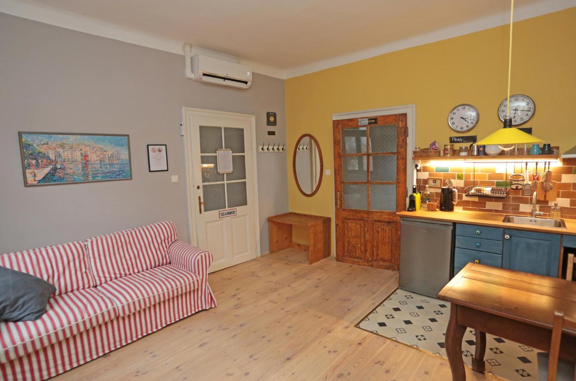 Green Tree Apartment Pécs Zewnętrze zdjęcie